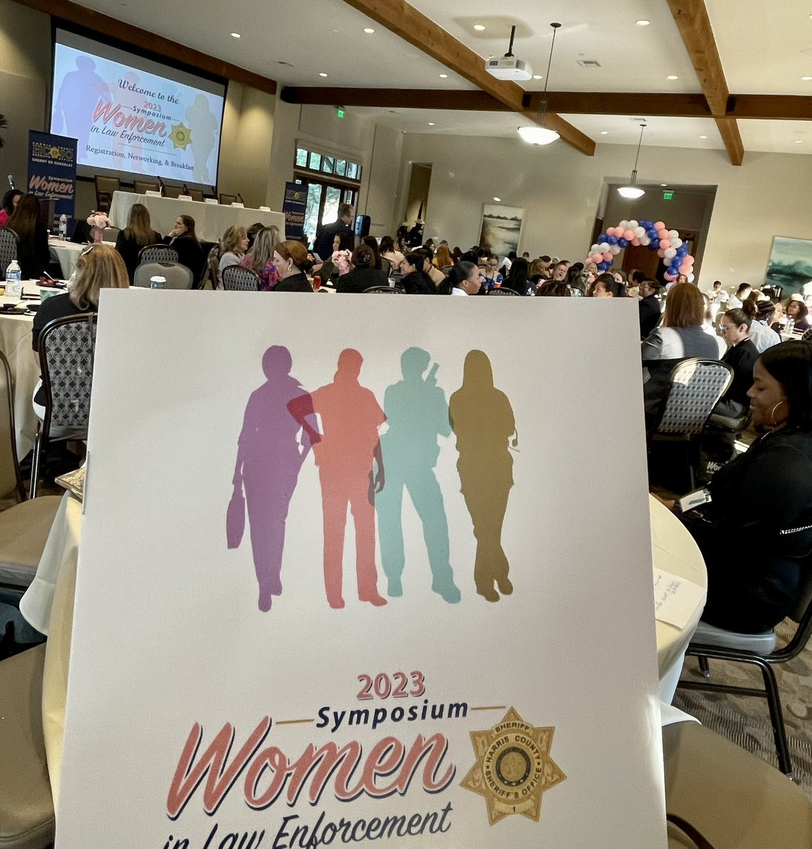 HCSO en Español tweet media