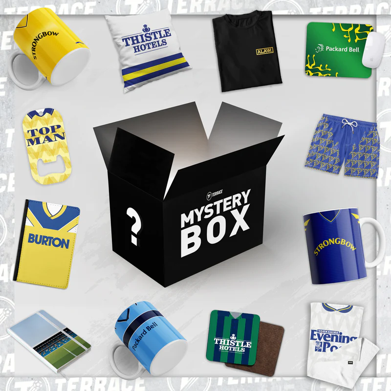 theterracestore's tweet image. Fancy a FREE Leeds retro mystery box from theterracestore.com/products/leeds…?

Retweet and follow, to enter! #LUFC