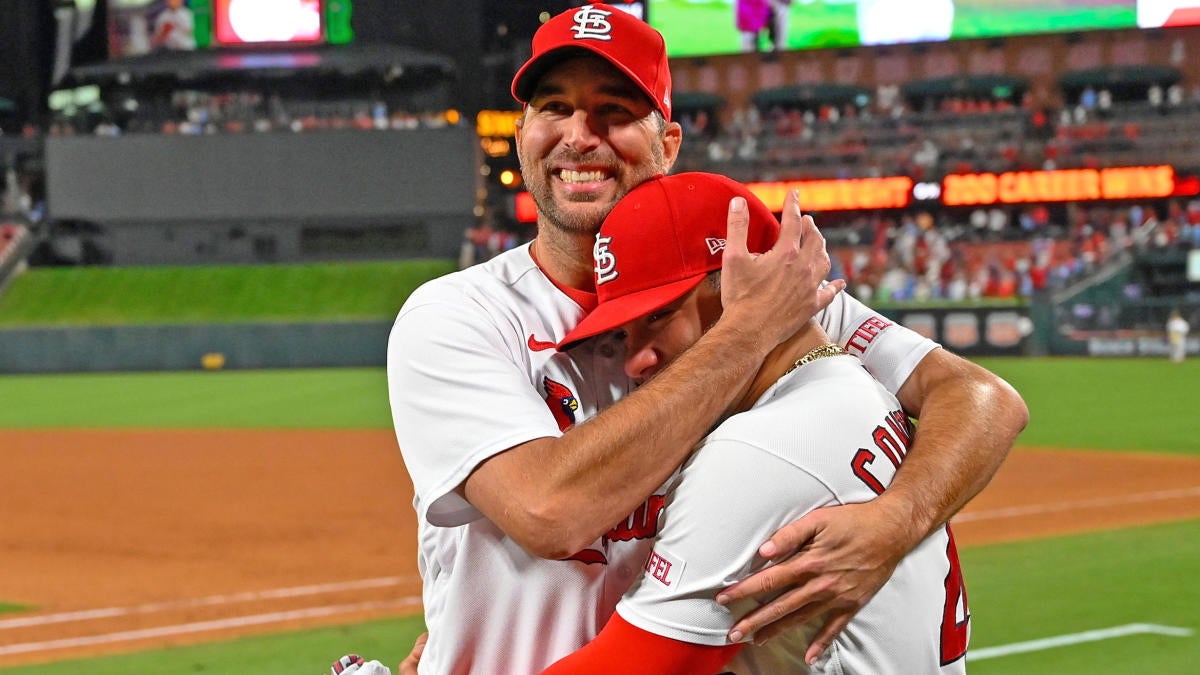 cardscookie's tweet photo. This morning I am reminded of a quote from Why We Love Baseball that perfectly sums up what it feels like to be a #STLCards fan right now.

"Sport is agony.  We agree to suffer endlessly in exchange for the mere possibility of sublime rapture.  Sometimes we even get it."
⚾❤️ https://t.co/wQj3nROVaE