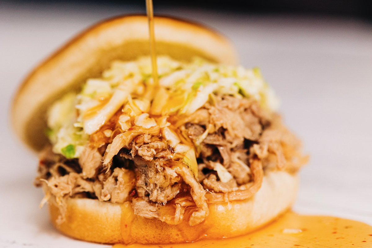 scnbnc's tweet image. #bbqsandwich #ncstyle @scnbnc @newsobserver @USFoods @NCState @NCCommerce