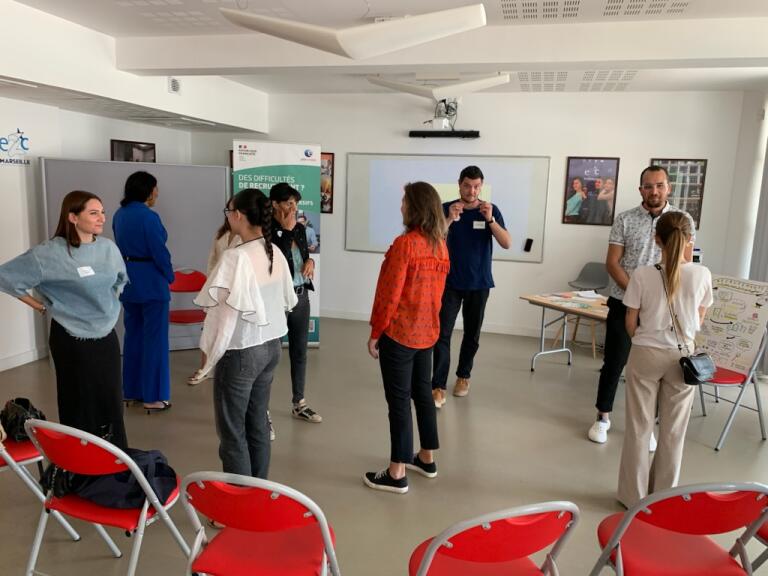 FTravail_13's tweet photo. A cette occasion, Pôle emploi présente #lerecrutementimmersif sur le secteur du service à la personne qui permet de révéler des savoir-être professionnels indétectables en entretien. Plus d'infos 👉https://t.co/gi0SjIR5ga #recruterautrement #talents https://t.co/LSozAcpNY2