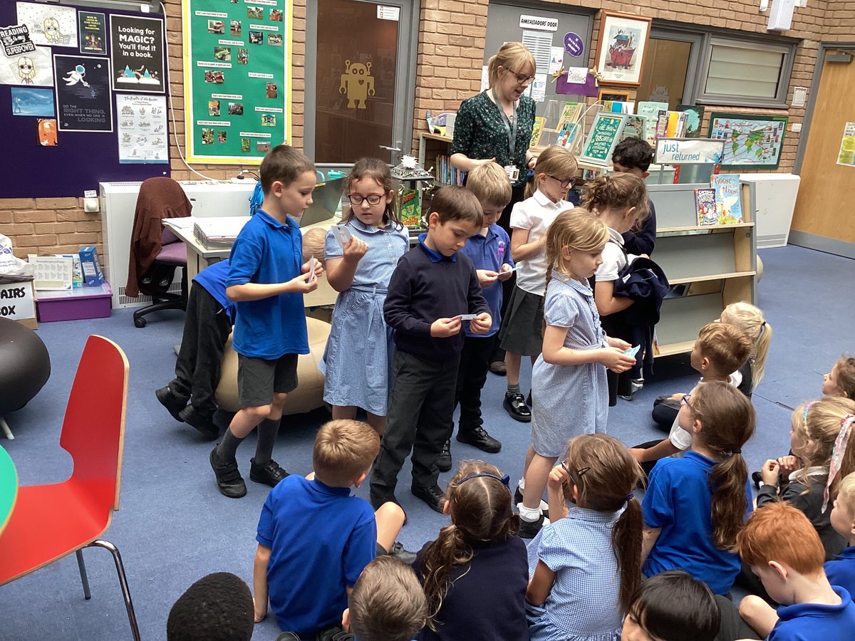 OWPSturtles's tweet photo. The Turtles enjoying finding Library Llamas during our library session this afternoon. We learnt about the different sections in the library. #owpsreading https://t.co/ub4dYTAVIs