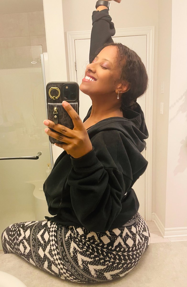 SMGxPrincessirl's tweet photo. Mortal Kombat 1 IS OFFICIALLY OUT FOR EVERYONE TODAY!! HAPPY LAUNCH DAY 🥳 #MK1 https://t.co/KPXvWqqZKL