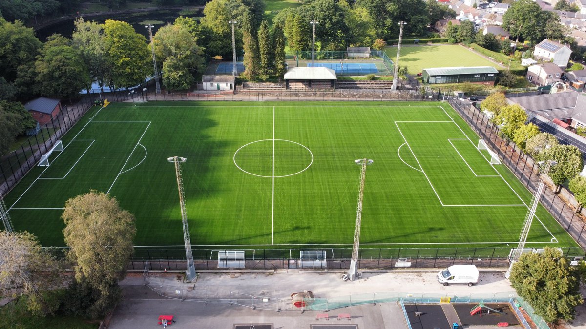 Swsgl's tweet photo. Darran Park 3G pitch is officially complete and ready for action in @RCTCouncil ! ⚽🥅 Huge kudos to the entire team for their hard work and dedication. 🙌 Here's to endless matches and memorable moments on this top-notch facility! @FAWales @SamL1oyd @DCMS https://t.co/UUWS9Bmxiq