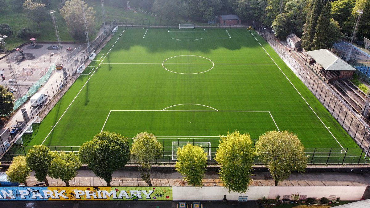 Swsgl's tweet photo. Darran Park 3G pitch is officially complete and ready for action in @RCTCouncil ! ⚽🥅 Huge kudos to the entire team for their hard work and dedication. 🙌 Here's to endless matches and memorable moments on this top-notch facility! @FAWales @SamL1oyd @DCMS https://t.co/UUWS9Bmxiq