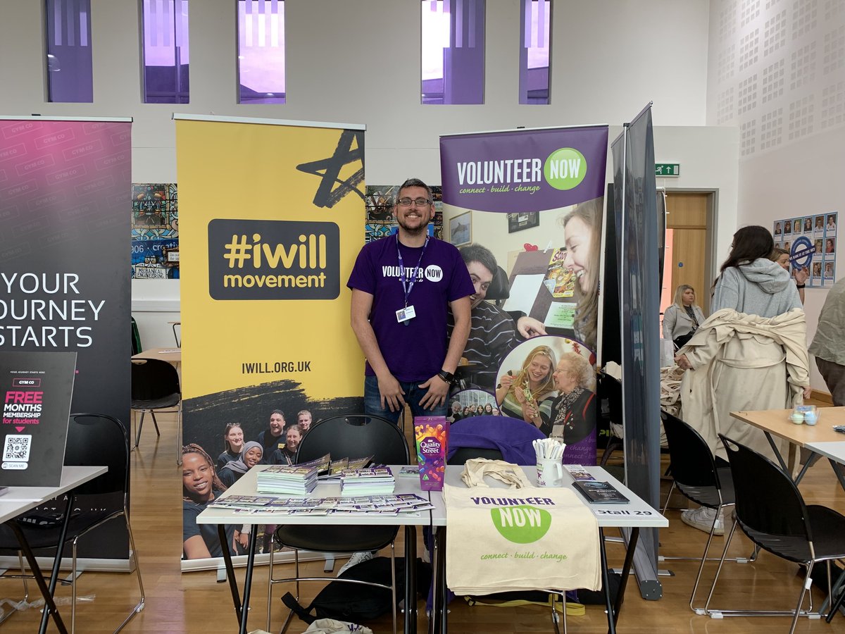 Had a brilliant morning chatting to so many young people at Belfast Met Freshers at their Titanic Campus about volunteering.
#iwill #youthvolunteeringg #YouthSocialAction #PowerOfYouth
