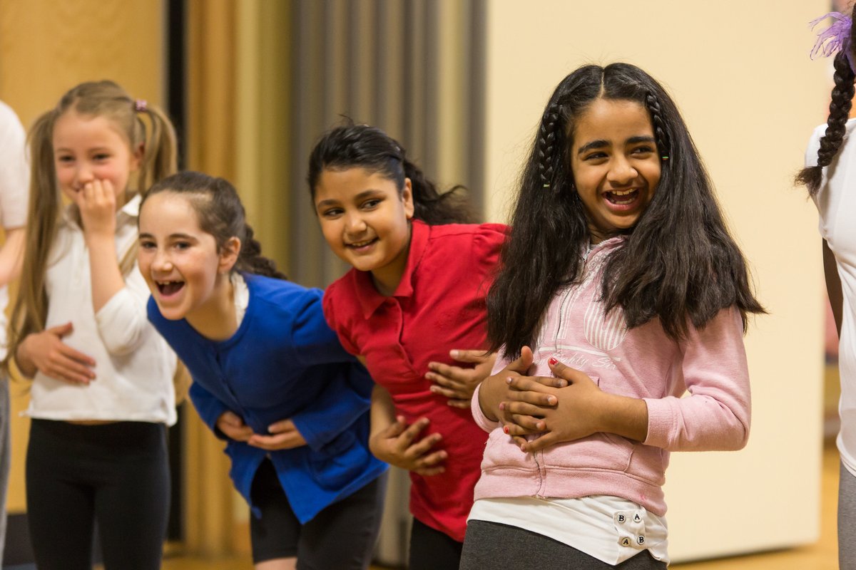 Taking part in creative and cultural activities is good for your mental health! Take a look at some of the #ACEsupported projects helping children and young people with their mental health🧵⬇ #YouthMentalHealthDay #YMHD23 📷© James Mulkee