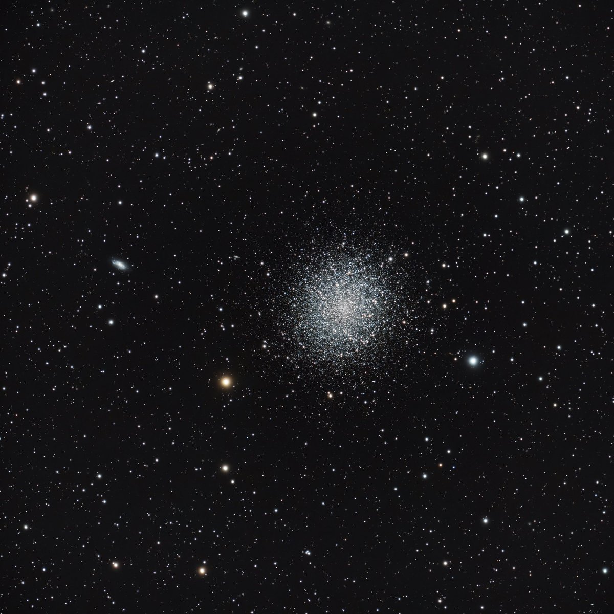 Storkii_'s tweet photo. Noch ein paar Bilder, die ich nie hier geteilt habe.
1. IC1318
2. M13 
3. M87
4. NGC7000 https://t.co/9dlgMIvCKC