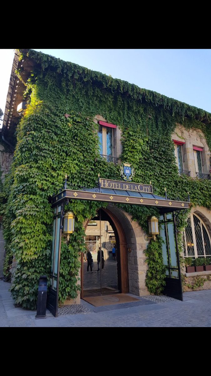 convenanza's tweet photo. As Frank Zappa would say, he can throw a mean Tarot!
Genius Glasgow writer @reversediorama is offering Tarot sessions in the beautiful garden of Hôtel de la Cité on Saturday 30/09 from 12.00 till 5.00.
Please make sure you book your slot.
#convenanza #gnosticsonics #davidkeenan https://t.co/SOi69ZQA6C