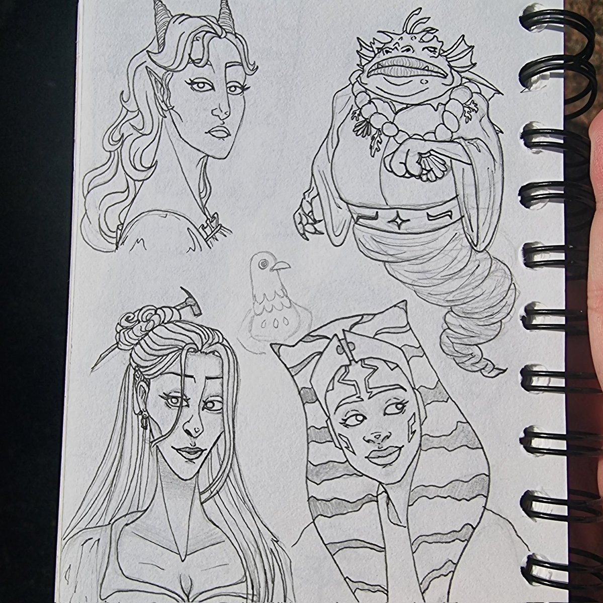 Minibohobat's tweet photo. ✨️ || September Doodles || ✨️
Past halfway through September already!?..
#fanart #laudna #Criticalrole #criticalrolefanart #teifling #StarWars #Ashoka #mirad #newart #art #sketchdump https://t.co/fNZ4SRtd1b