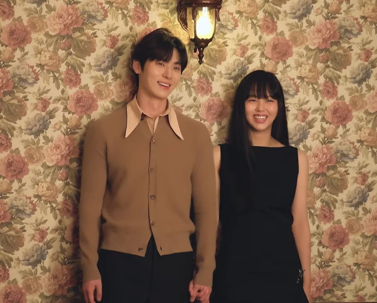 sooorise's tweet photo. although there's still bts tomorrow but next week i can't see them anymore😭 gonna miss you so much, my dosol, my hyunhyun, and my lovely couple🥹 thank u for making me happy🤍 see yaa in your future projects, i will support you. ily💞

#MyLovelyLiar #KimSoHyun #HWANGMINHYUN https://t.co/FRsMrzWHdH