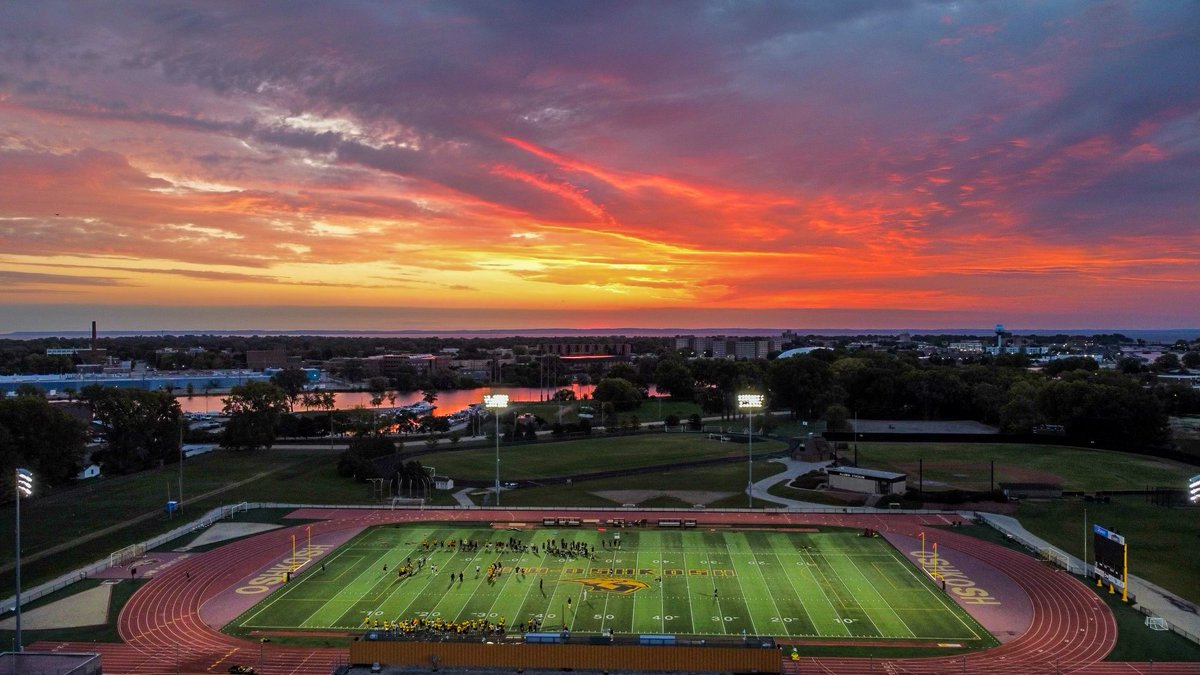 UW-Oshkosh Football tweet media