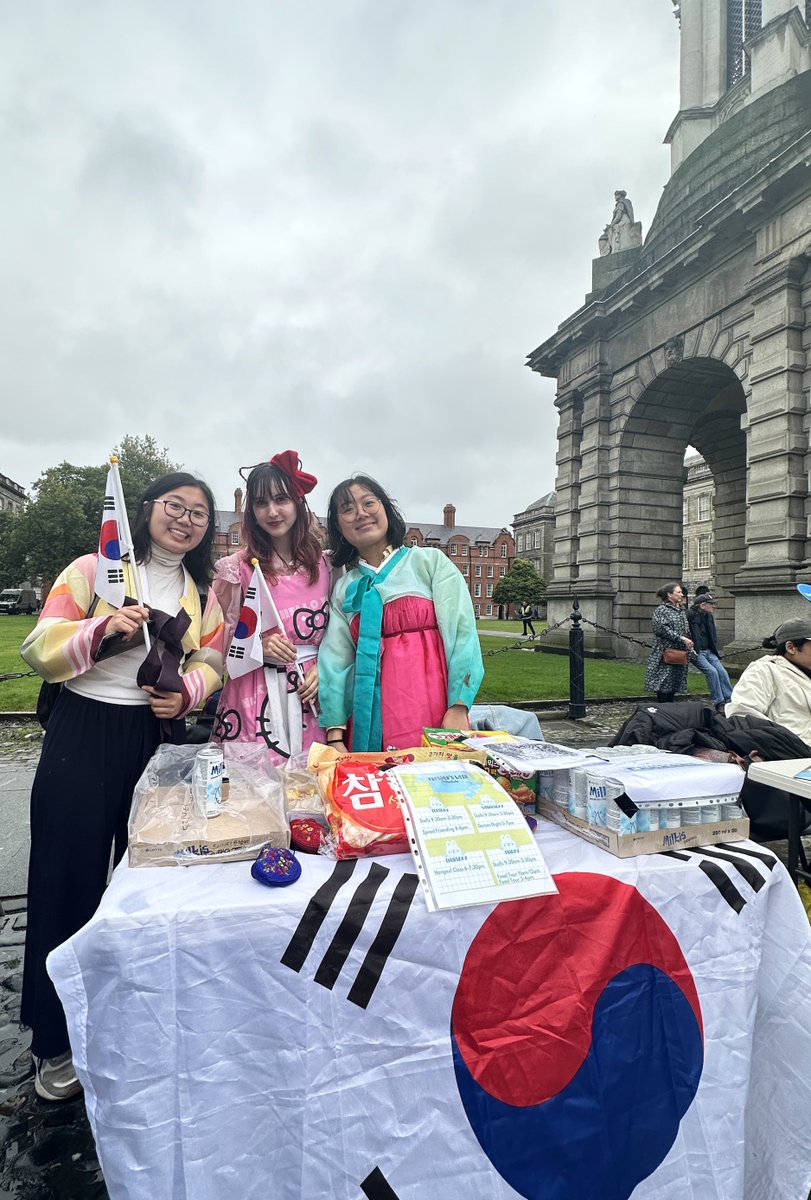 Trinity College Dublin Global tweet media