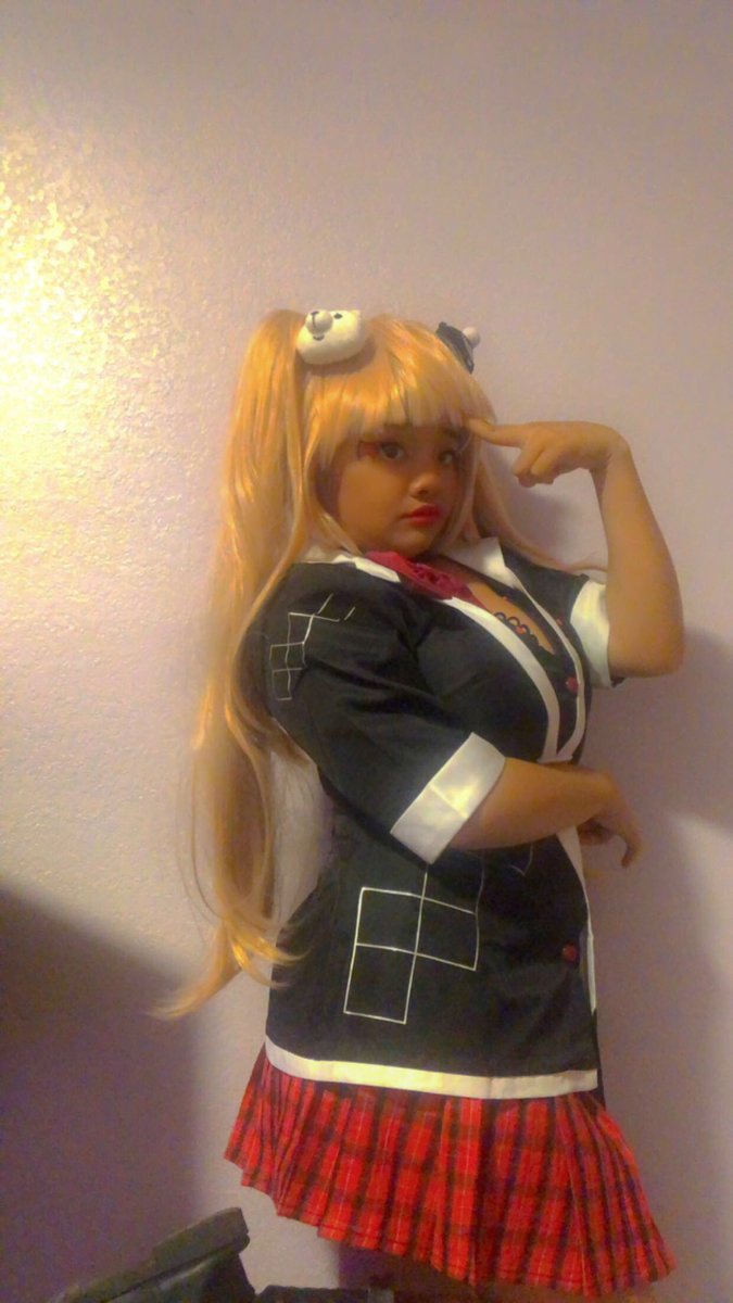 AFandomSimp's tweet photo. Did a Junko cosplay! The tiktoks are on their way!

#danganronpa #junkoenoshima https://t.co/Uo6mDj6IZQ