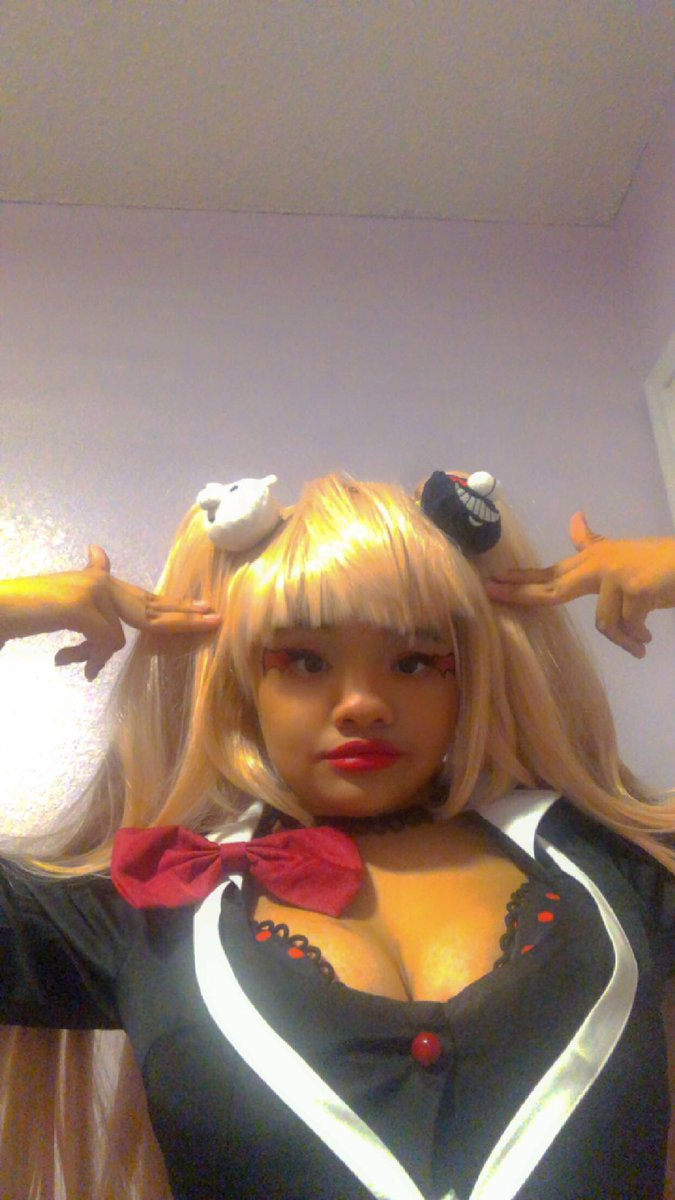 AFandomSimp's tweet photo. Did a Junko cosplay! The tiktoks are on their way!

#danganronpa #junkoenoshima https://t.co/Uo6mDj6IZQ