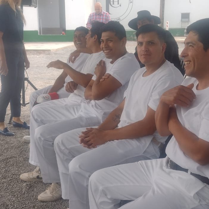 marcelo_yaquet's tweet photo. Junto a las/los trabajadores, a A. Ramos @OutesPablo @milabarbieri y E. Ivacich (intendente) inauguramos la planta de grasería #ValorAgregado del ENTE Frigorífico Chicoana #Salta
Financiado c/ aportes del #EstadoLocal y de @AgriculturaAR

@SergioMassa
@JuanjoBahillo
@jmfernandeza https://t.co/PPbSzcXBTH