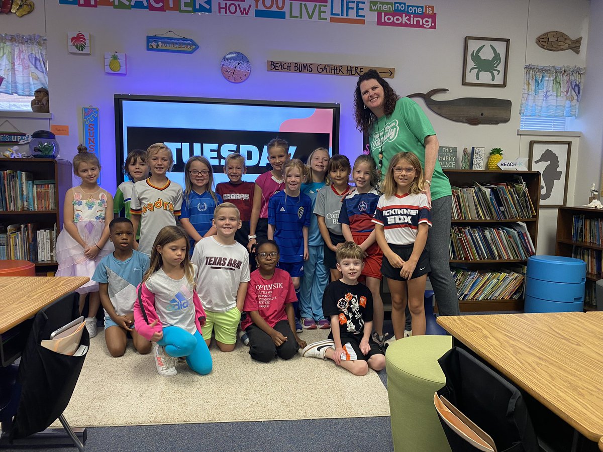 Dress for Working hard! <a href="/Mosleykids/">Mrs. Mosley's Class</a> #bearshine