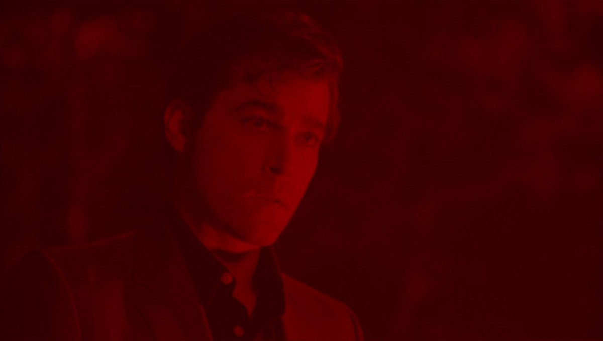 TheCinesthetic's tweet image. Martin Scorsese's GoodFellas was released 33 years ago today.