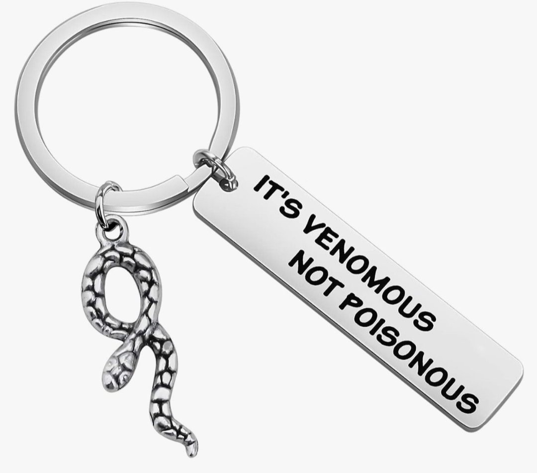 Annoy friends & support #snake #conservation?!😉 This 🐍 keychain can be yours 🆓 when you sign up for a monthly Patreon membership✨ supporting Pikstein Laboratory for Conservation Research & Education! 🔬🦉🦎 #nonprofit #fundraiser #Giveaways ⬇️ ⬇️ patreon.com/user?u=80788188