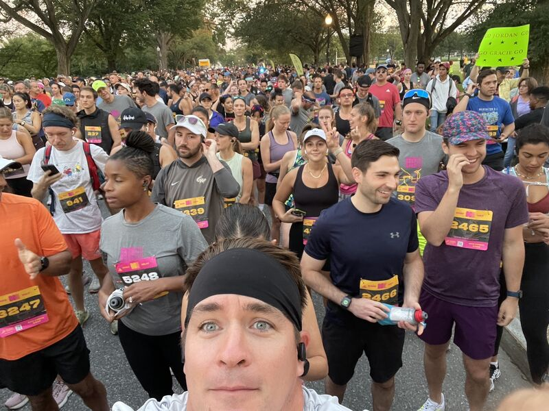 AFMDC's tweet photo. On Sunday, AFM had 10 runners participate in the annual DC Half Marathon Relay! A special shoutout to our fastest team of Nicolette Davicino &amp; Josh Kaplan, CFP, who finished 14th overall! #DCHalf #racethedistrict https://t.co/rg1uFPEBsh
