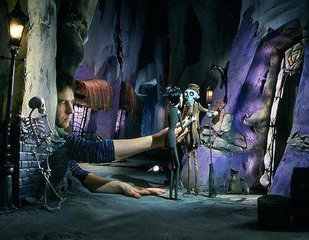 TimBurtonmoviegifts tweet media