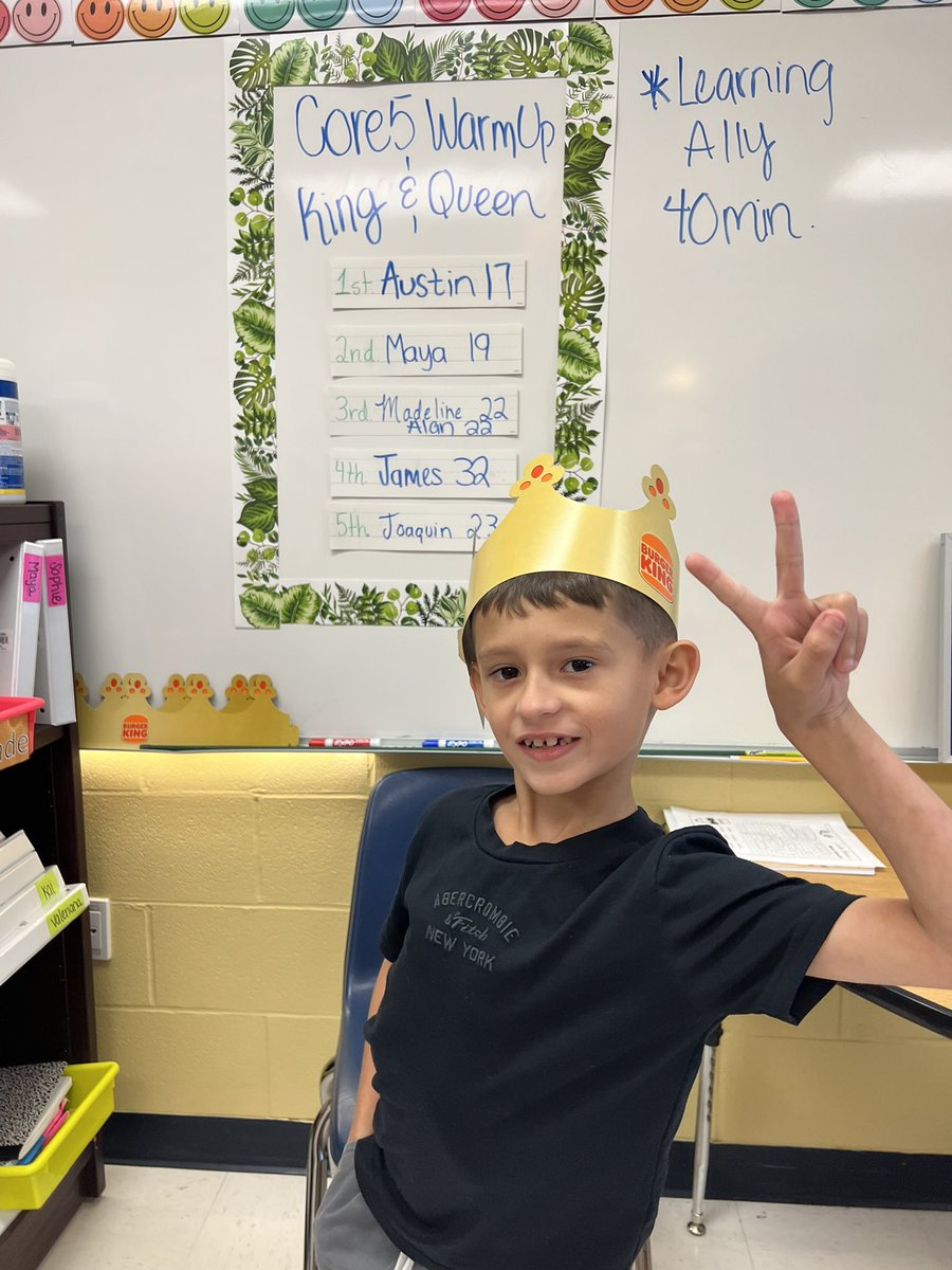 debydlopez's tweet image. Another warm up king 👑🤴✨ on @LexiaLearning !!  @perezpioneers @PerezM_CALT @salflores10 
#ownitandgrow #ibgettingitdone