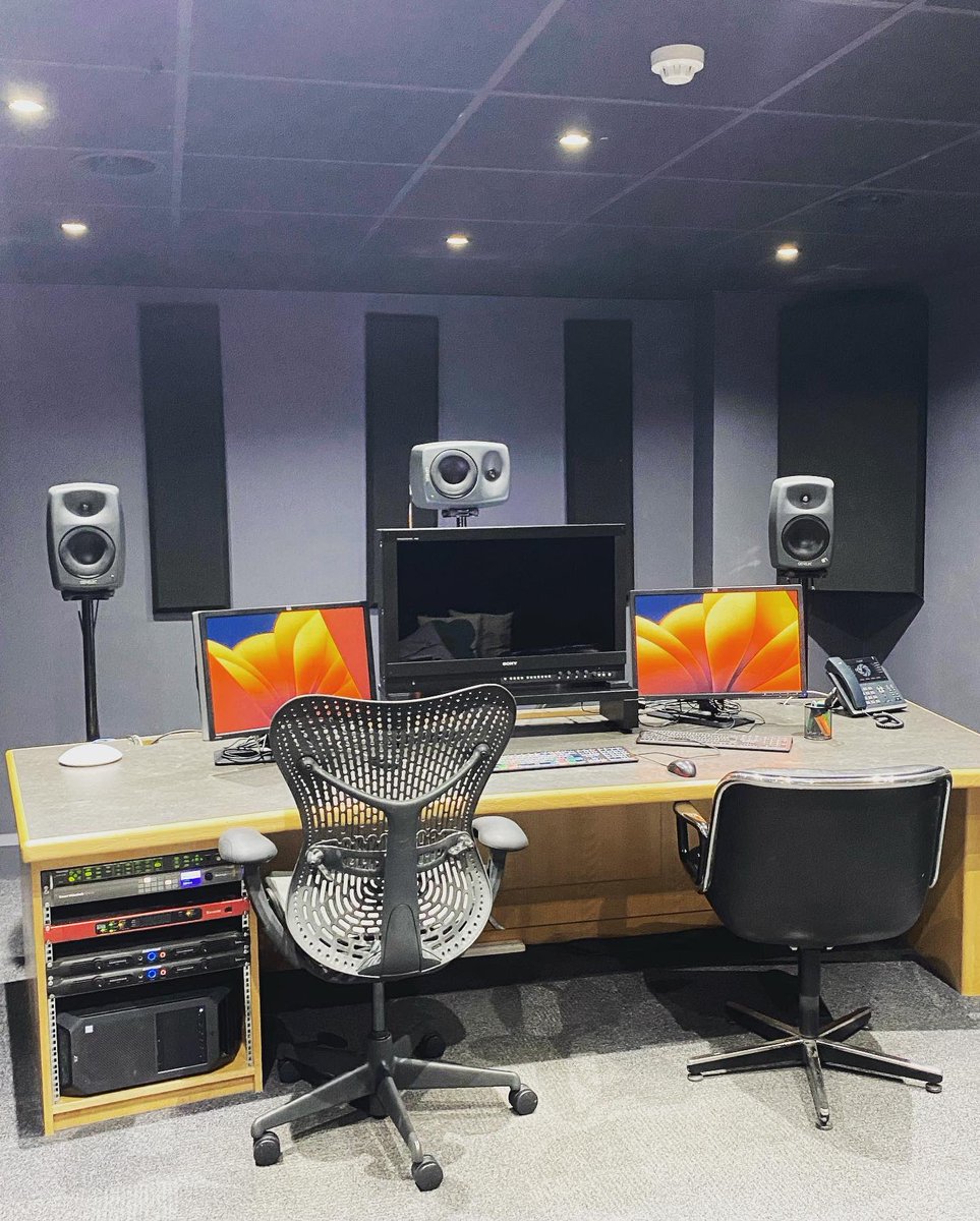 aweeksmusicuk's tweet photo. Taking time this week to connect with other creatives, plan for some new projects and get out of the studio! Thanks to @onsight_ukltd, @spitfireaudio @tileyardlondon @finn_mcewen @cinecircleuk @hitpointmusic @goldtopproductions for all the conversations &amp; positivity 🙏 🎶 🎥 🎤 https://t.co/nOivSDrAaI