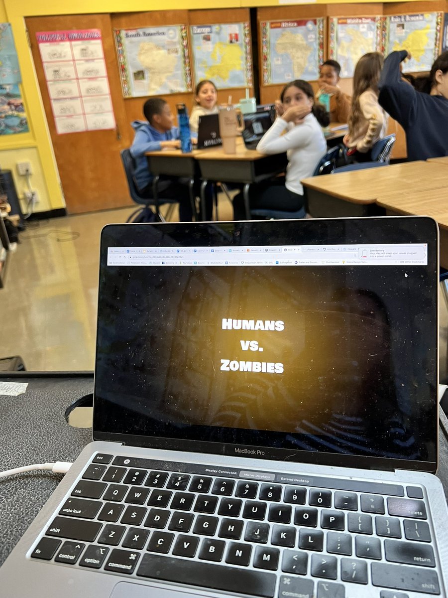 mrsdangelo_ICS's tweet photo. A little humans vs zombies to reinforce Paleolithic vs. Neolithic with 6th grade @icschool_online #formativeassessement @ArchNY_Schools https://t.co/FD3enqvXEv