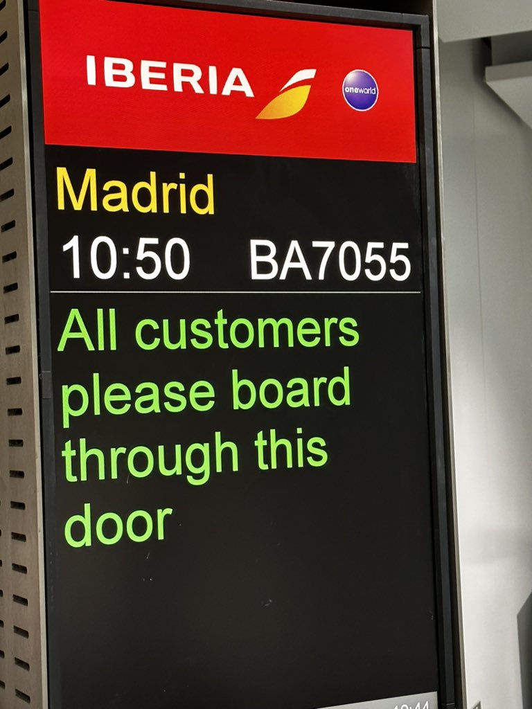 BTCC_Mark's tweet photo. Long haul  on a short haul @iberia #A350 https://t.co/6HyiQLjBHT