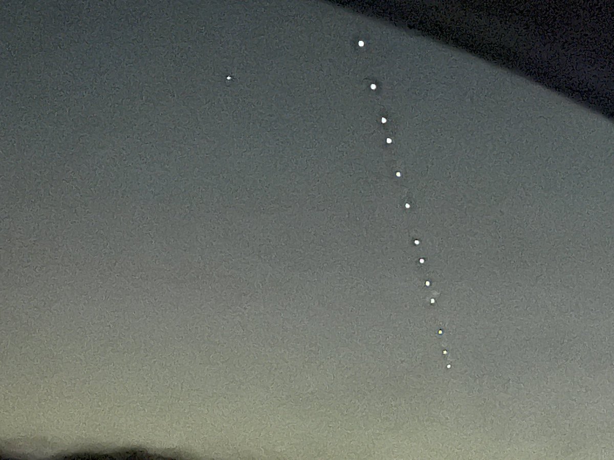 darryngraham's tweet photo. Saw this in the sky shortly after sunset driving back from OC last night. I have some ideas about what it is. Maybe @TonyPannWBAL or @NASA would know https://t.co/iPTOroj8ju