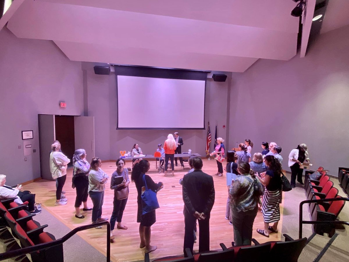 I.S. Berry | THE PEACOCK AND THE SPARROW tweet media