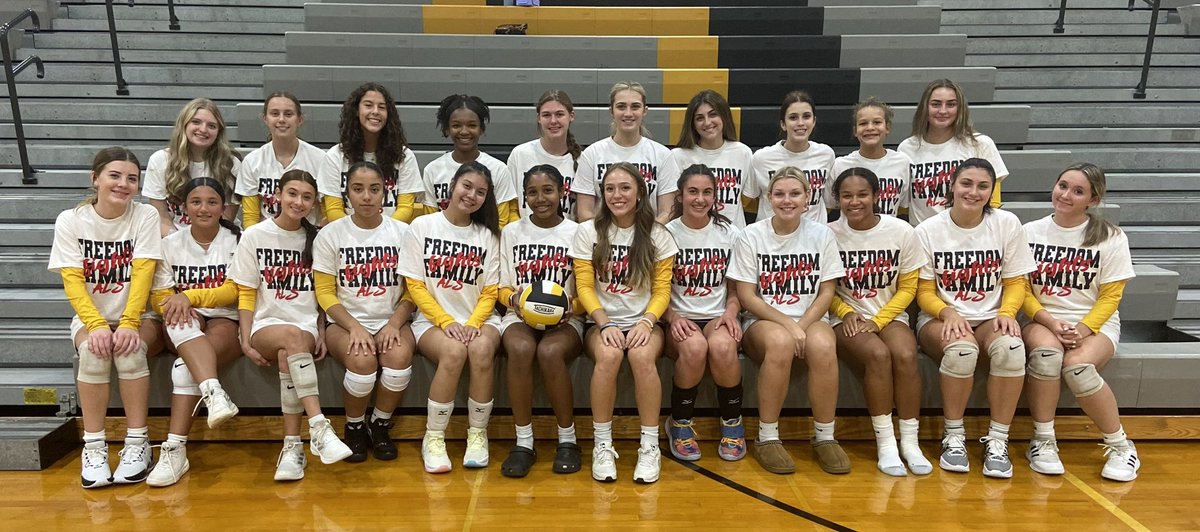 FREEDOM FIGHTERS
Our girls volleyball 🏐 team shows their support for the ‘Freedom Family Fights ALS Campaign’ … a schoolwide fundraising effort for the 2023-24 school year.
Way to go girls!
👏🏼🔥🙃