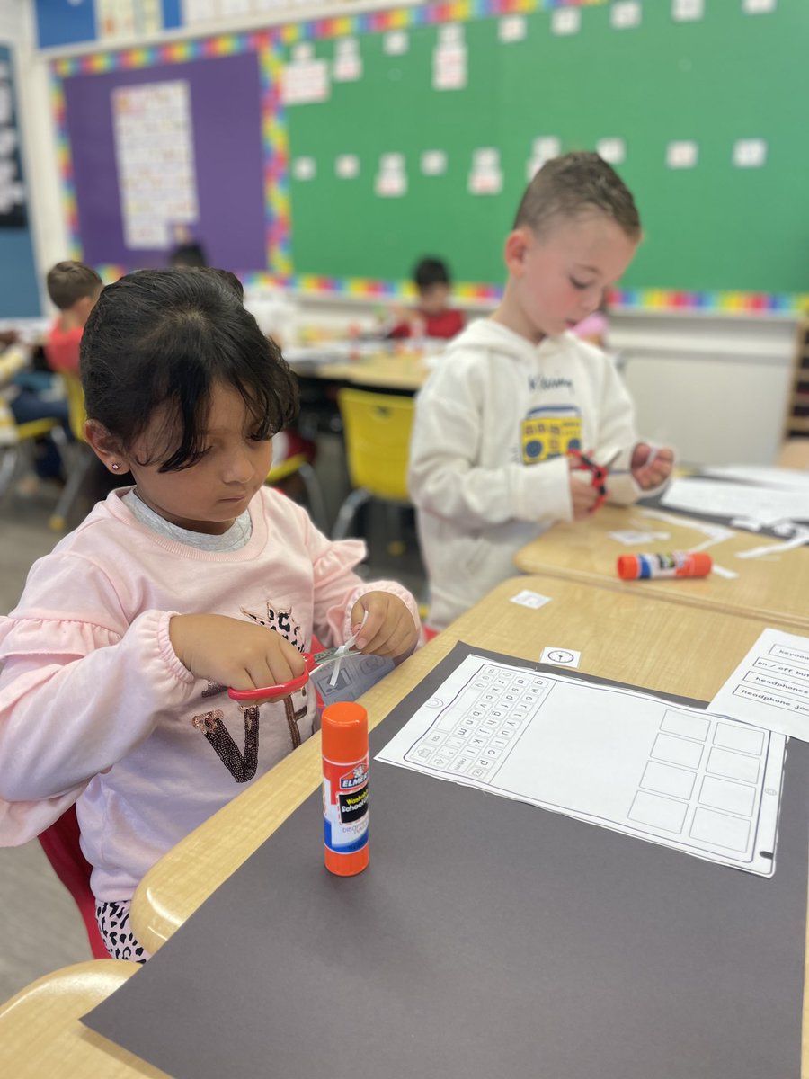 GCSD_STREAM tweet media