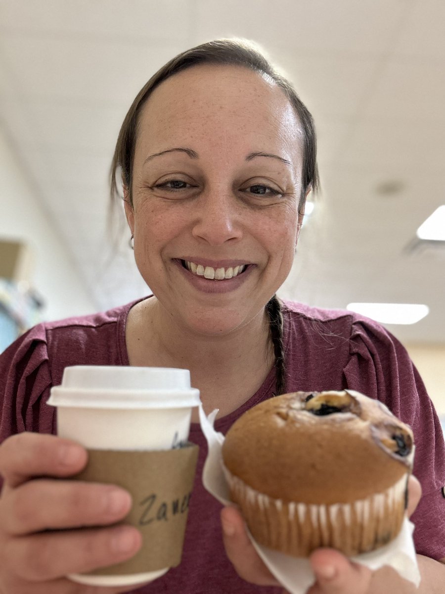 MsZaner's tweet photo. We ❤️ our community partnership with @BrentwoodOaks! You all take such good care of us @ElementaryMcbee. THANK YOU for the delicious coffee and breakfast. #grateful #levelup @AustinISD https://t.co/VH2Ragf5b1