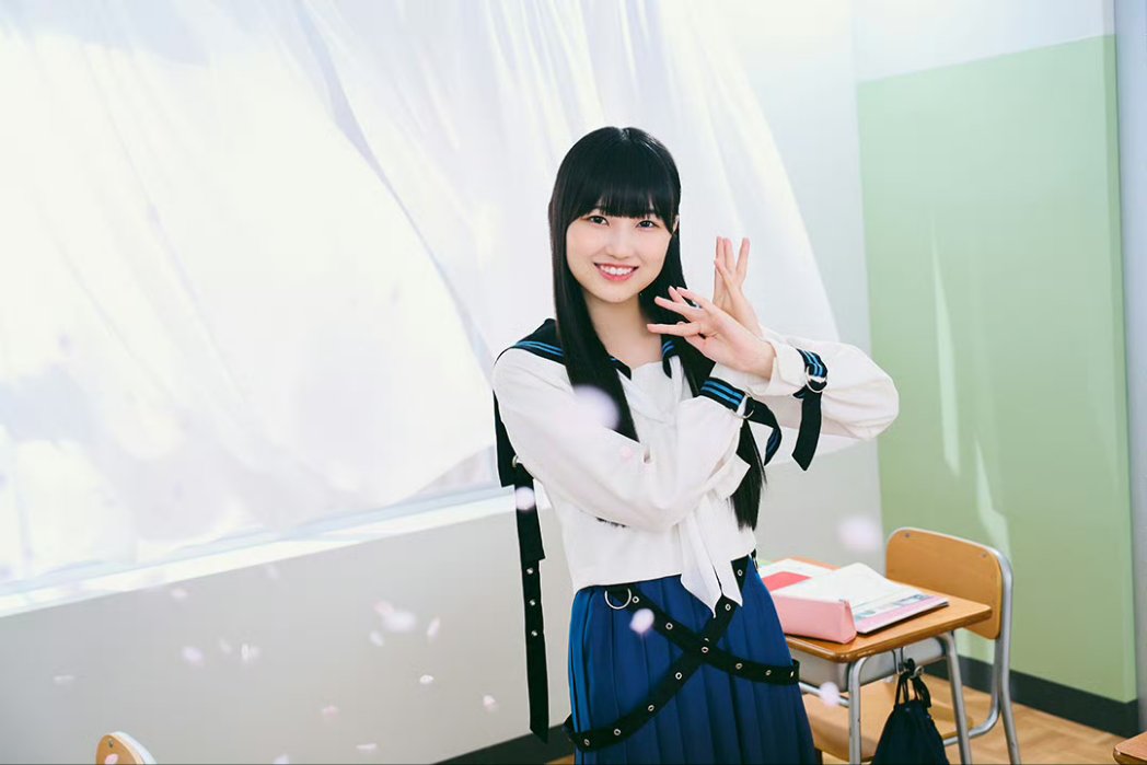 櫻坂46 的野美青 直筆生写真 3rdアニラ衣装 チュウ 櫻坂