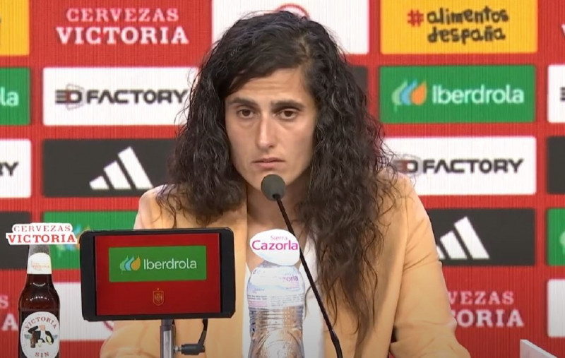 ctxtyaccion's tweet image. 💭 ¿Sabéis lo que es el acantilado de cristal ?

"Cuando (las empresas) preveían grandes crisis o pobres resultados, tendían a colocar a mujeres en los cargos directivos para pasar el trago, y lo hacían, además, por períodos bastante reducidos".

Eso es lo que le está pasando a