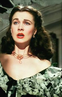 All hail the queen of elegance 👑💃 Captivated by Vivien Leigh's timeless beauty and undeniable talent. Who else shares our obsession with this Hollywood legend? 😍✨ #VintageGlamour #VivienLeigh #BringingOldHollywoodBack  bit.ly/2MfXpkn