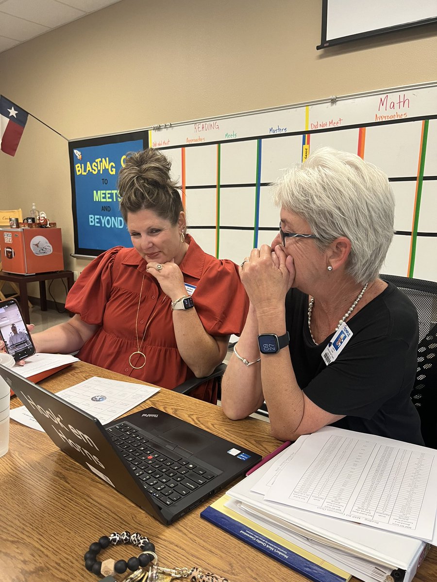 jolene_bruce's tweet photo. @OttTempleISD @TempleISD @JeffersonTISD @Lauriehookem @JCHartzell @tdtnews @TISDHR @RenotaRogers @adamslisa97 @tasbnews @FRIENDStxps She exudes grace and connect with all! We love Laurie - even if she is a longhorn π! #HowWeLead first view pics. Grateful to know her! https://t.co/qnyxMG3mhS