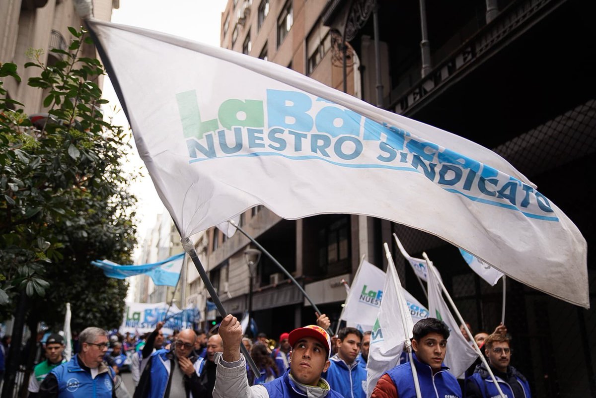 SergioOPalazzo's tweet photo. #ElSalarioNoEsGanancia

Todos al congreso! https://t.co/2siTyLfi2X