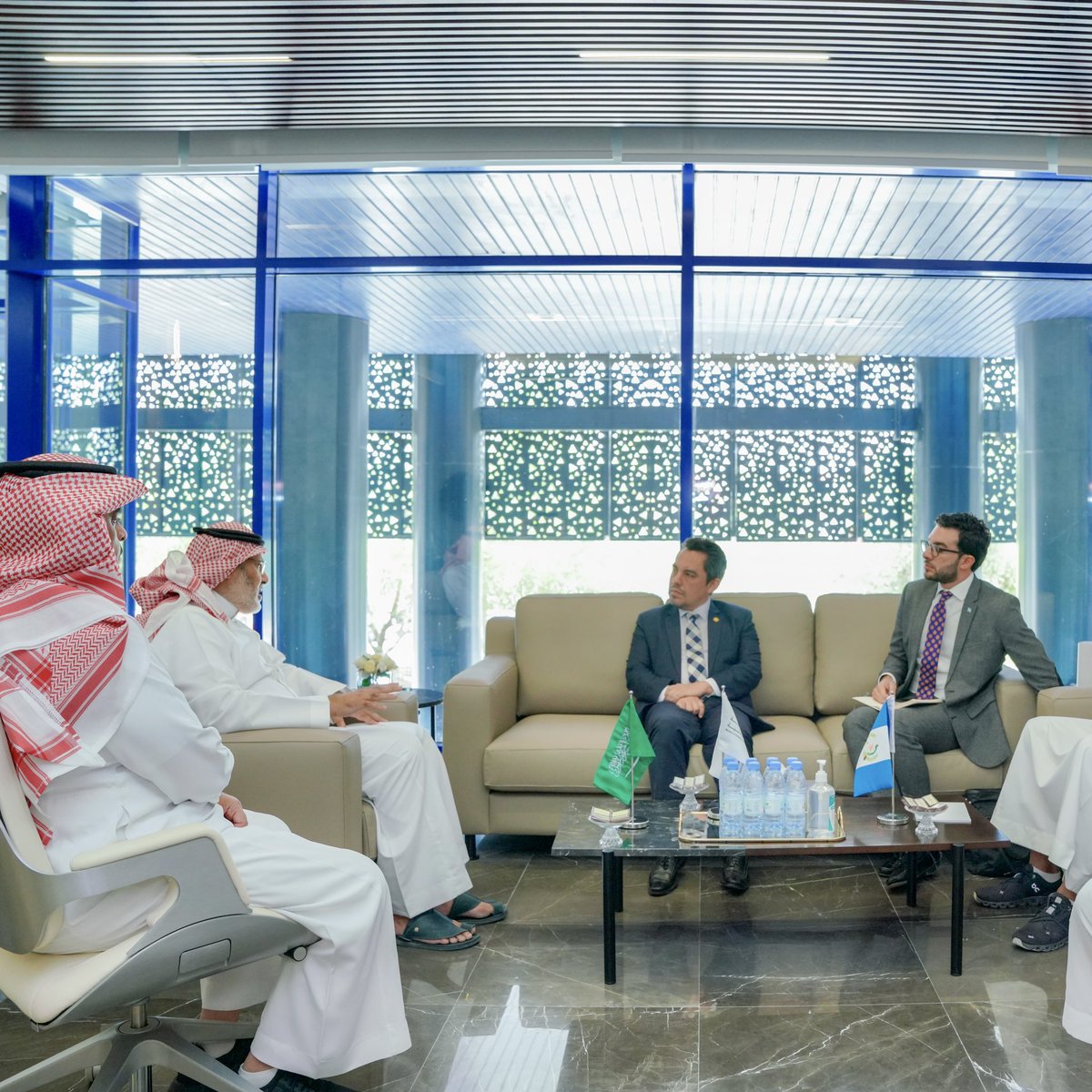 Embajada de Guatemala en Emiratos Árabes Unidos tweet media