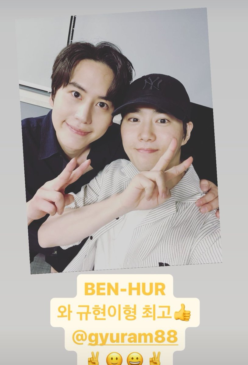 baguettekyu's tweet photo. OMG INSTA UPDATE 

Caption : Waa Kyuhyun hyung is the best. https://t.co/Eweoerjnl0