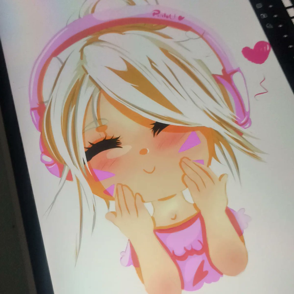 LorenRose1's tweet photo. #sketching cute stickers for My WhatsApp 💕💕 #cute #lovely #wip #art #artist #ArtistOnTwitter #kawaii #kawaiigirl #happy #happiness #good #mood ✨💕✨💕✨💕✨💕 https://t.co/K4eDv5wyqZ