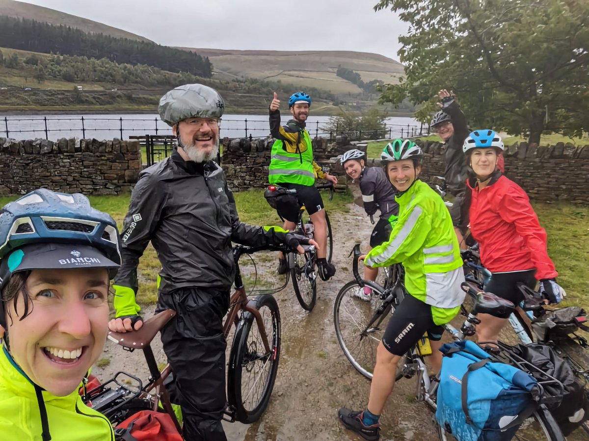 🚴‍♂️🌍 Our paediatric colleagues are pedalling strong on their 'Cycle for Climate Change' journey over the Pennines! Sending good vibes and hopeful dry weather wishes to @chrisworth88 and the team ☔️💙 Keep up the amazing work! #CycleForClimateChange 🚴‍♀️ @RideLives