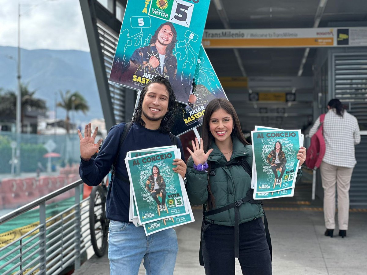 Nicoll Carvajal (@nicollcarvajal3) on Twitter photo Hace 4 años <a href="/ElJuliSastoque/">Julián Sastoque | Concejal de Bogotá</a> fue el candidato más joven al concejo de #Bogotá
Hoy soy la candidata más joven a la asamblea de #Boyacá
El fue una inspiración para entender que en la política los jóvenes #SomosElPresente
Juli cuenta con mi apoyo, sé que puedo contar con el tuyo Hace 4 años <a href="/ElJuliSastoque/">Julián Sastoque | Concejal de Bogotá</a> fue el candidato más joven al concejo de #Bogotá
Hoy soy la candidata más joven a la asamblea de #Boyacá
El fue una inspiración para entender que en la política los jóvenes #SomosElPresente
Juli cuenta con mi apoyo, sé que puedo contar con el tuyo