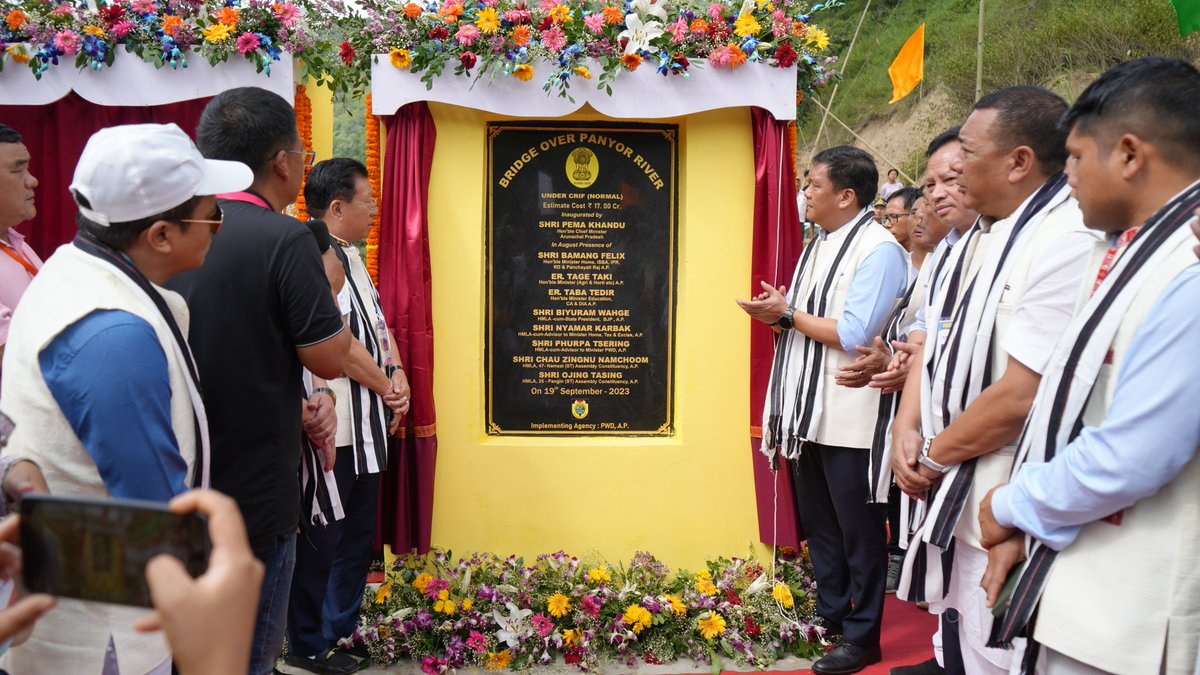 felix_bamang's tweet photo. Honored to be part of a momentous day of progress and unity in the 16th #Yachuli Assembly Constituency. Today, we celebrate the inauguration of the Kora Circle Headquarters, a symbol of community strength. The RCC bridge over Panyor river connects hearts, while the foundation stone for the road from Yazali to Taib Village paves the way to prosperity. With Hon'ble CM @PemaKhanduBJP leading the way, we're poised for a new era of governance and boundless opportunities.