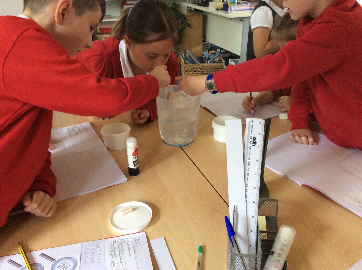EastwayPrimary's tweet photo. Some amazing investigative work in Year 3 for Science today. We were testing and comparing the permeability of different rocks #eastwayscience https://t.co/7TICBXOK4V