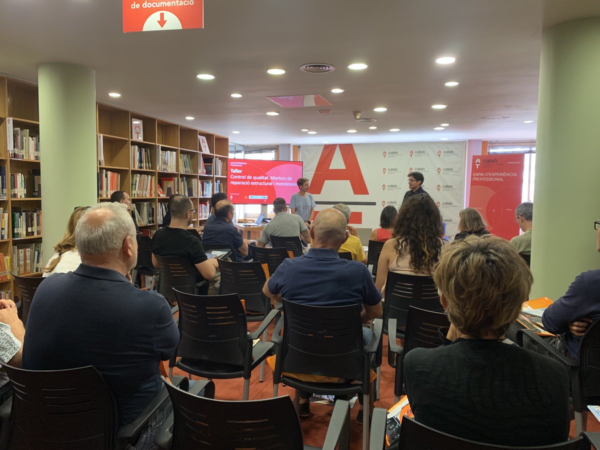 cateb_barcelona's tweet photo. Avui al #Cateb comptem amb @SikaSpain que està realitzant un taller pràctic sobre el control de qualitat: Morters de reparació estructural i membranes.

#SessiosTecniques #PracticaProfessional #TallerPractic #Sika https://t.co/W4Oaea1SYL