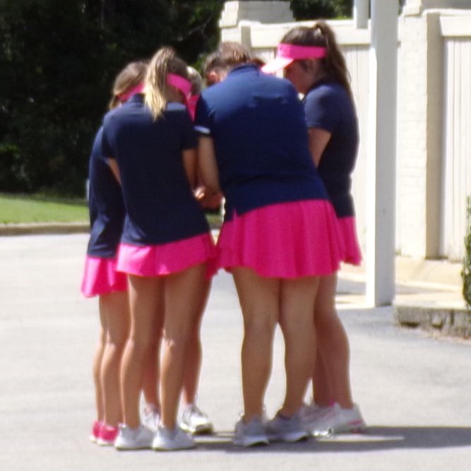 <a href="/CapeFearGOLF/">Cape Fear Golf</a> women shot a 295 to win the United 8 Conference match at Cypress Lakes golf course. <a href="/CFHAnnouncement/">Cape Fear High School</a> <a href="/DentJonathan11/">Jonathan Dent</a> <a href="/910Preps/">910Preps</a> <a href="/capefearnn/">Cape Fear News Network</a> <a href="/EarlVaughanJr/">Earl Vaughan Jr.</a>