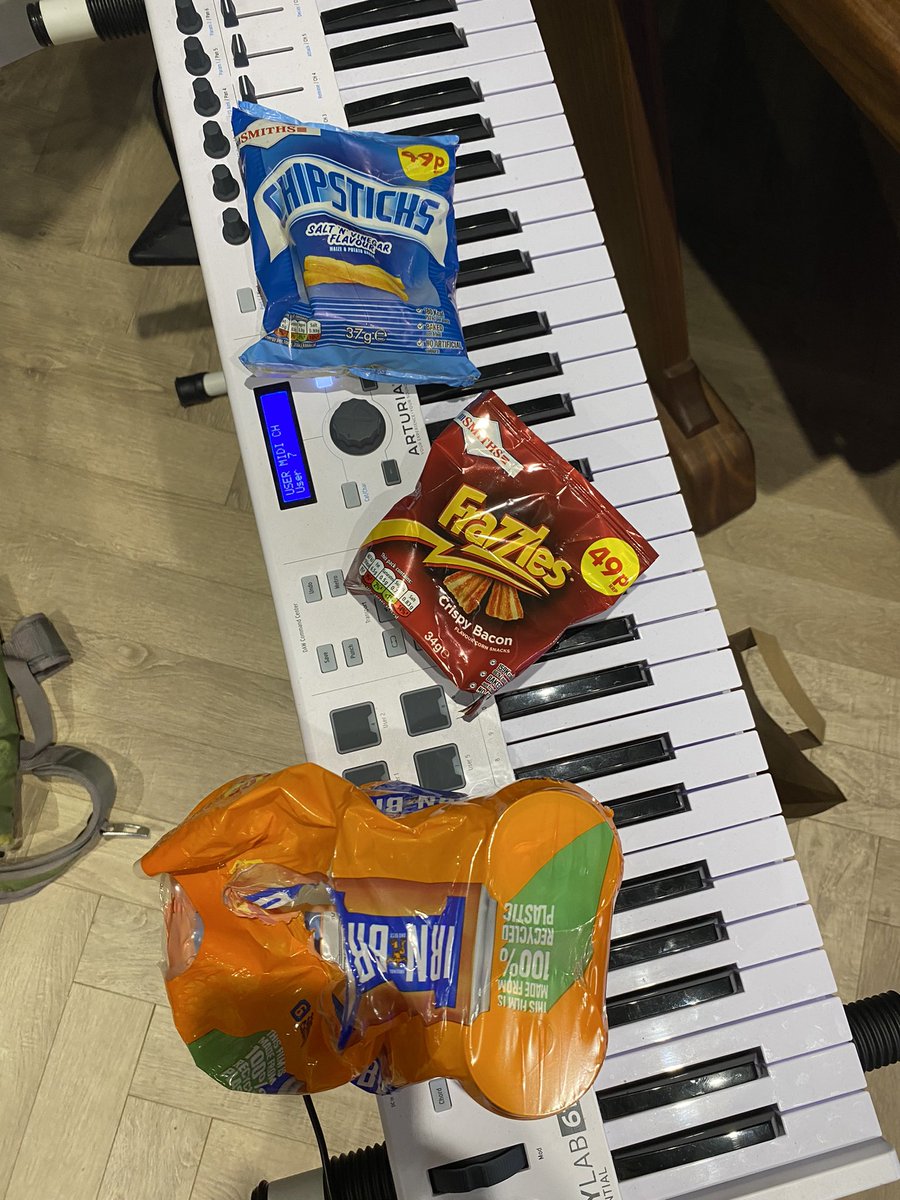 The healthy diet of a trad musician. Also: inflation? Frazzles 49p, but irn bru only 50p. Wtf?!
