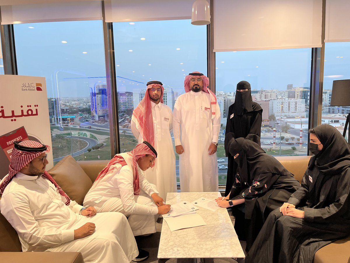 ARMfintech's tweet photo. الحمدلله تكللت جهودنا في آرم | ARM في اليوم الرابع بعقد الشراكات الاستراتيجية مع شركة يمناك المتخصصة في تمكين الشركات الصغيرة والمتوسطة لدخول سوق اسهم يمناك. 

الشكر موصول لرعاة هاكثون #البلاد_للمصرفية_الإسلامية  #تيك_شوب السعودية @BankAlbilad @ALSALHAN @TechShopKSA https://t.co/4WwtxGKNCG